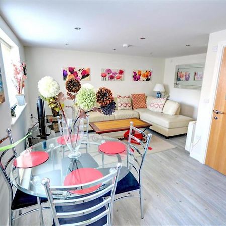 Hotties House - Two-Bed Cottage, Dog-Friendly & Off-Street Parking - 斯卡伯勒 外观 照片